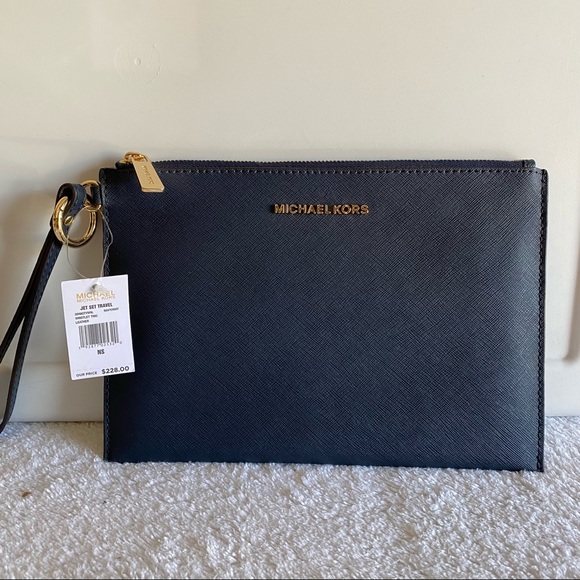 Michael Kors Leather Jet Set Travel Navy - Picture 1 of 6